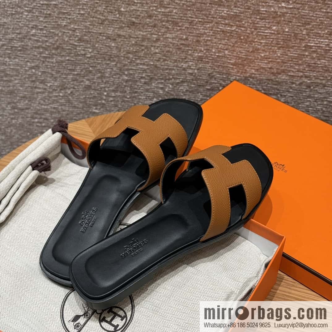Hermès slippers