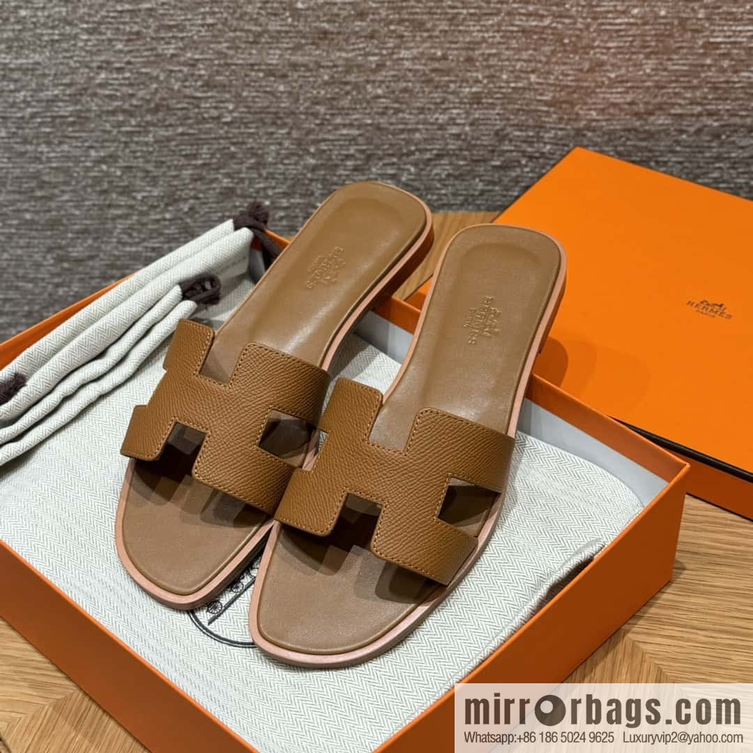 Hermès slippers