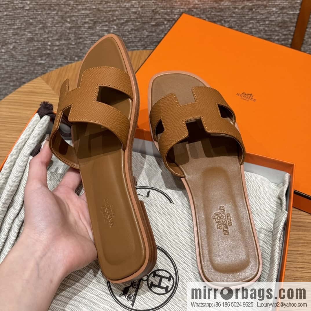 Hermès slippers
