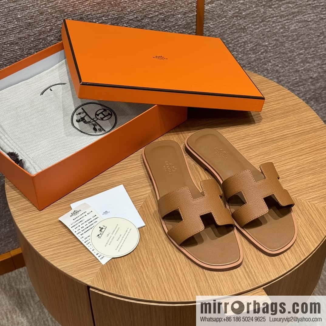 Hermès slippers