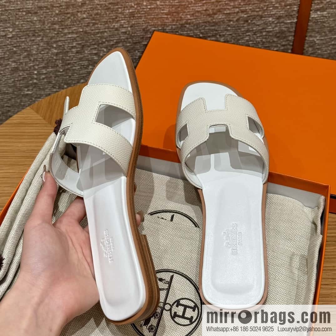 Hermès slippers