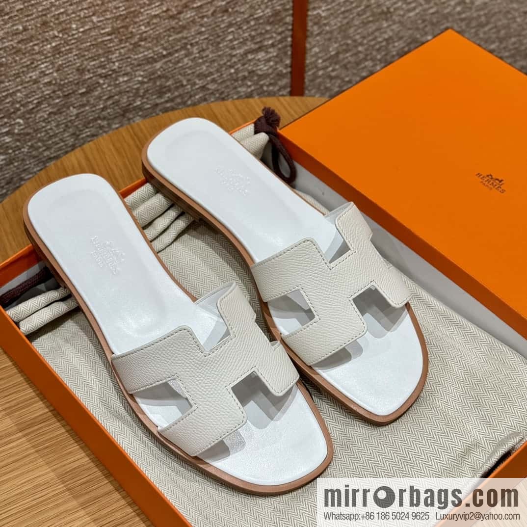 Hermès slippers