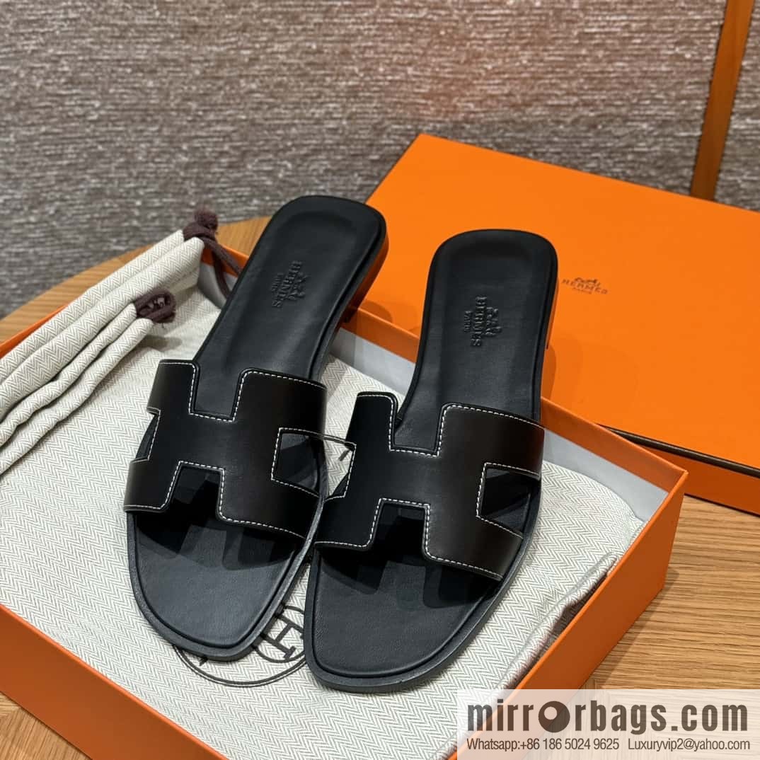 Hermès slippers