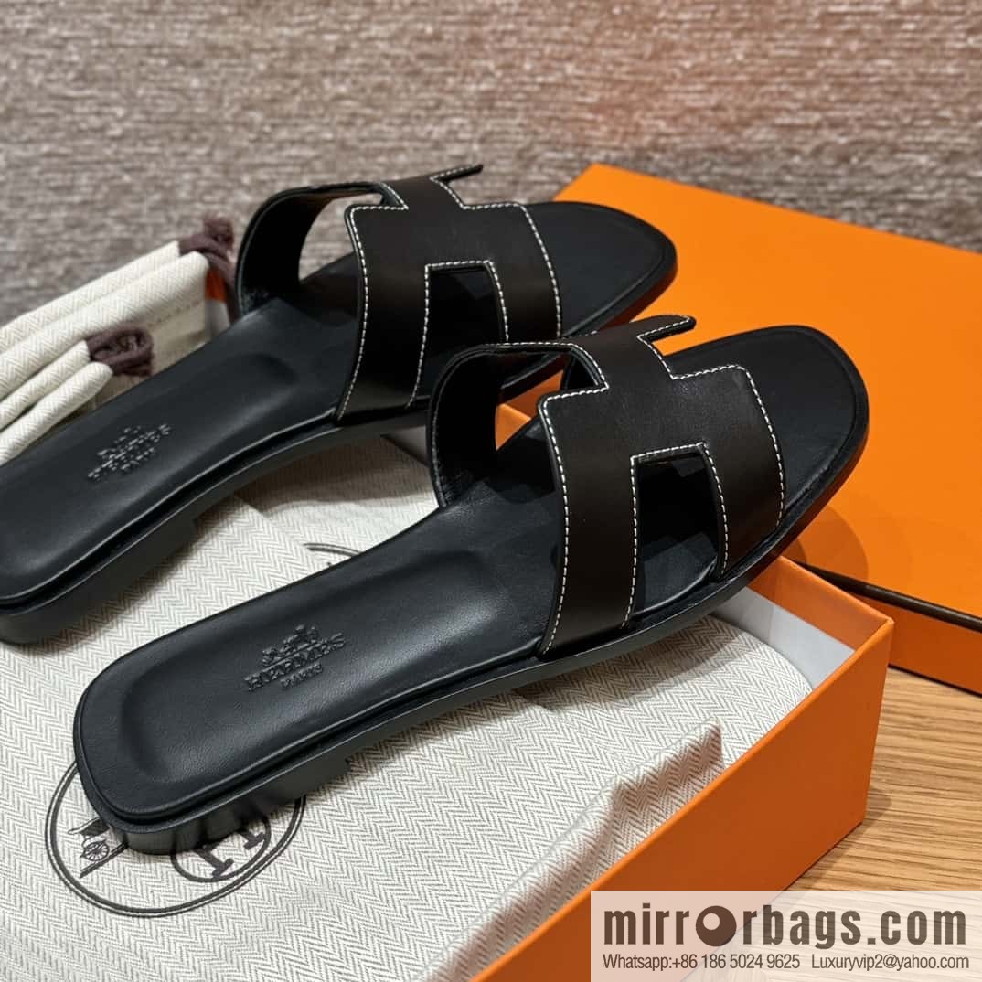 Hermès slippers