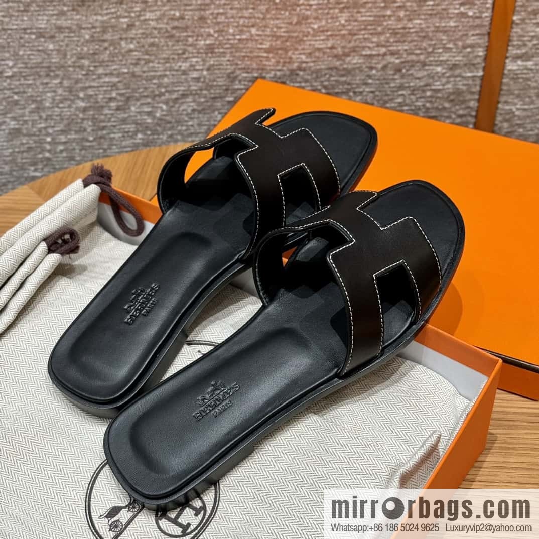 Hermès slippers