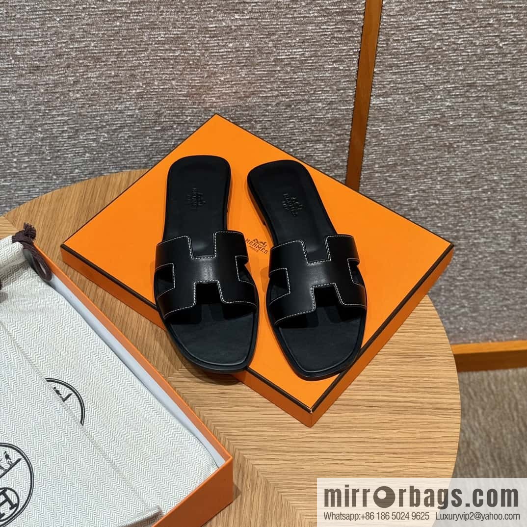 Hermès slippers