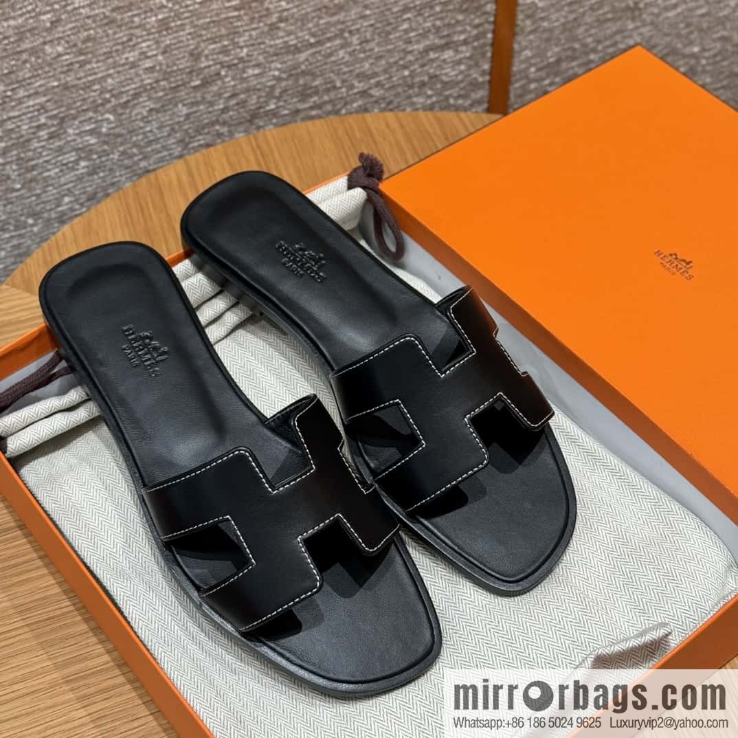 Hermès slippers