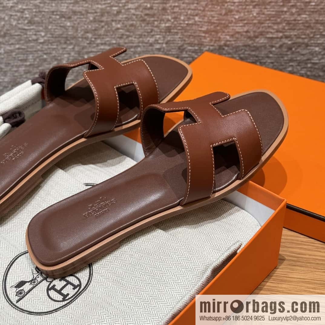Hermès slippers