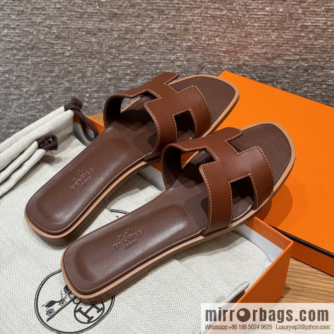 Hermès slippers