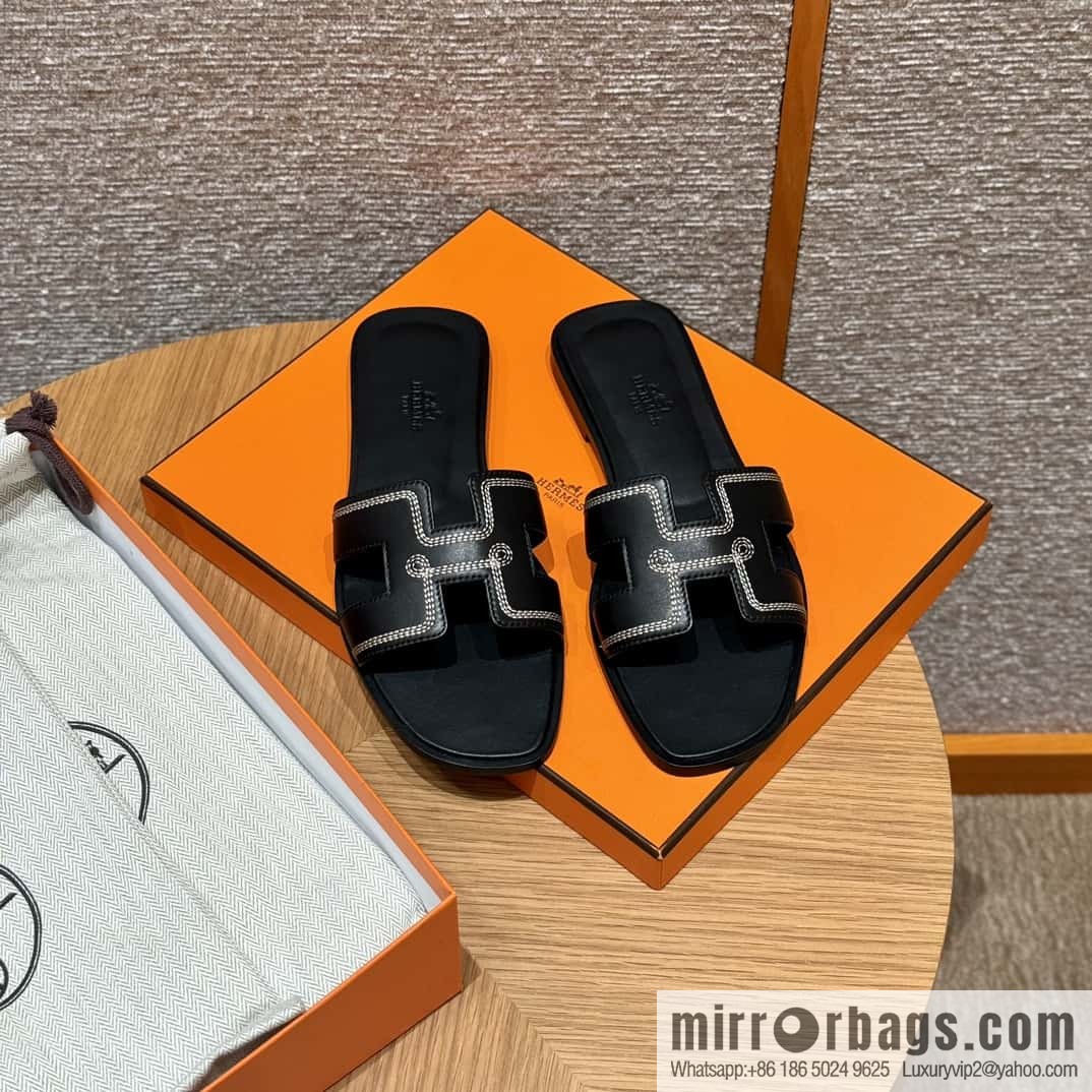 Hermès slippers