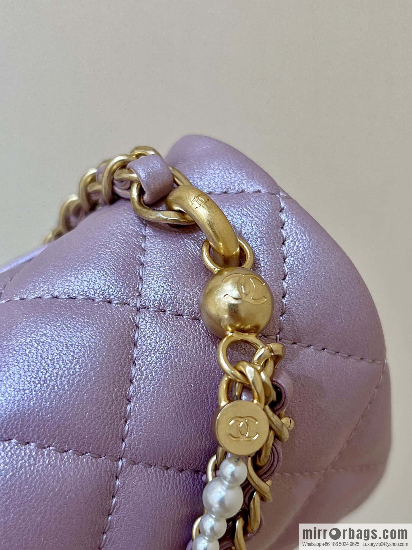 CHANEL 24P Spring and Summer Preview Series Limited Edition Pearl Square Fatty AS4385 pink