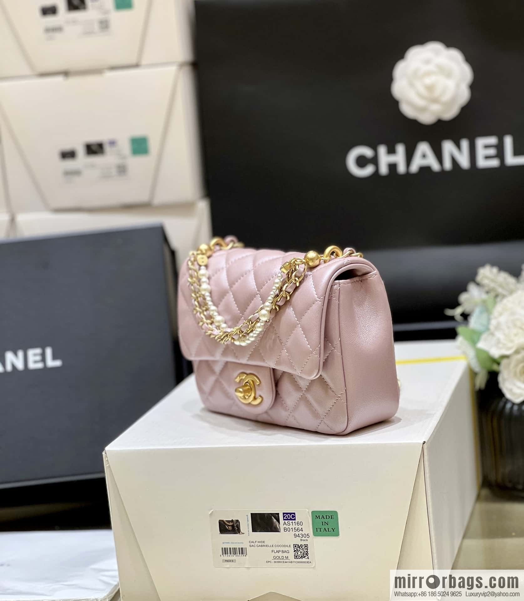 CHANEL 24P Spring and Summer Preview Series Limited Edition Pearl Square Fatty AS4385 pink