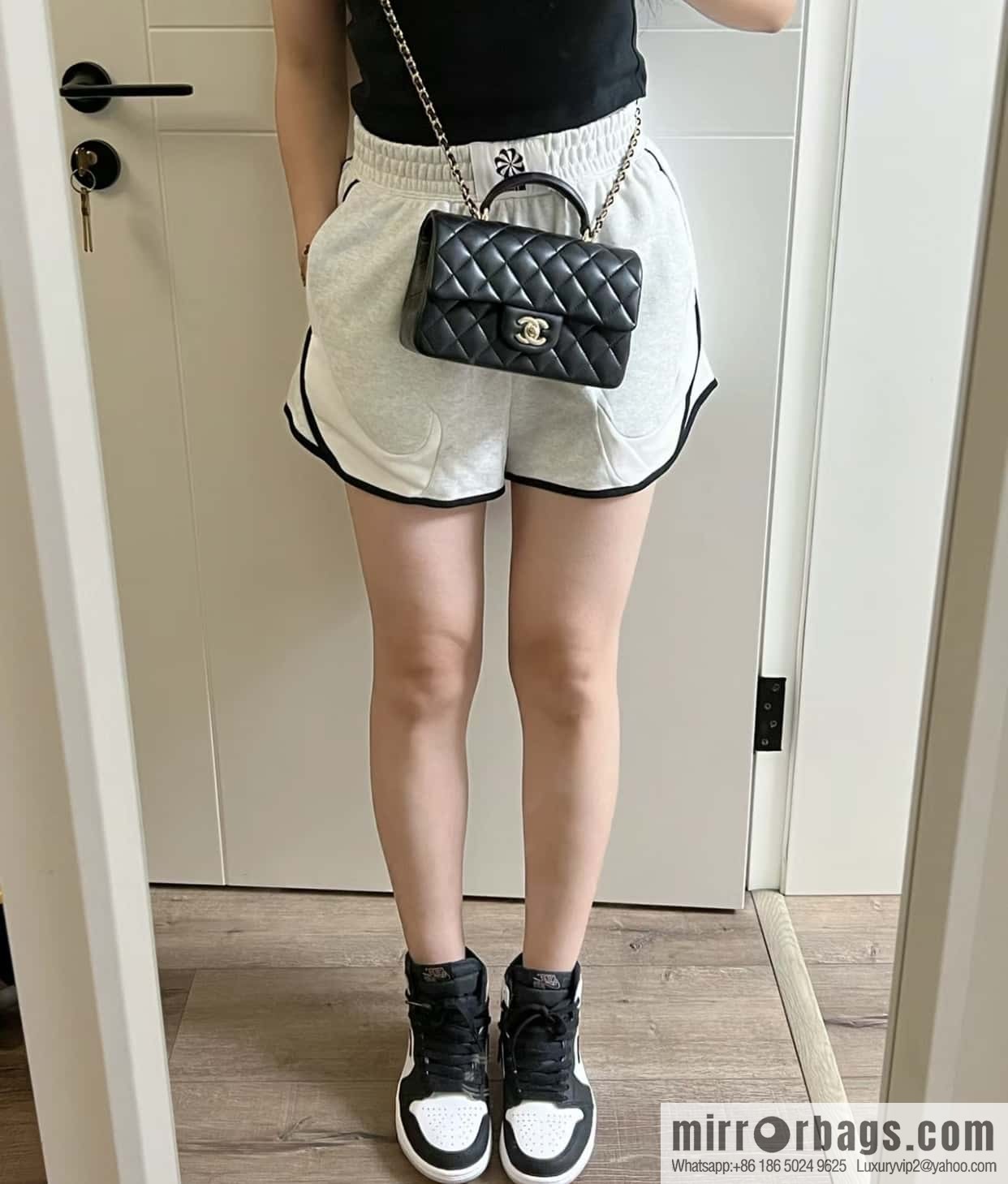 CHANEL 23P handle cfmini black ๐ค AS2431