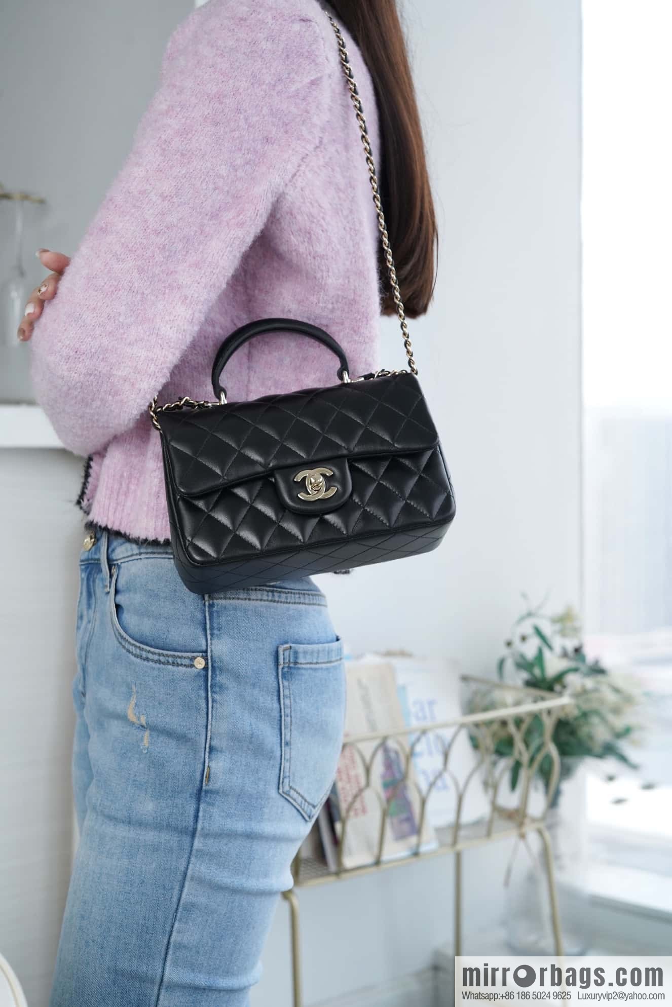 CHANEL 23P handle cfmini black ๐ค AS2431
