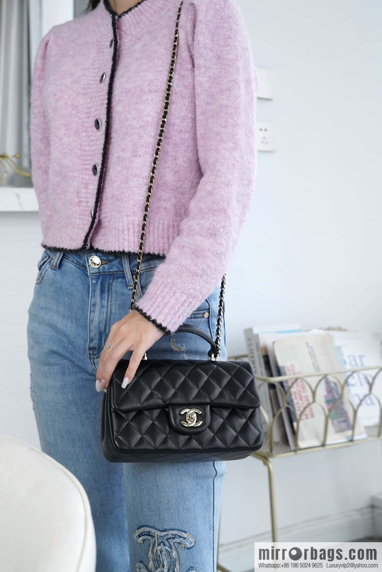 CHANEL 23P handle cfmini black ๐ค AS2431