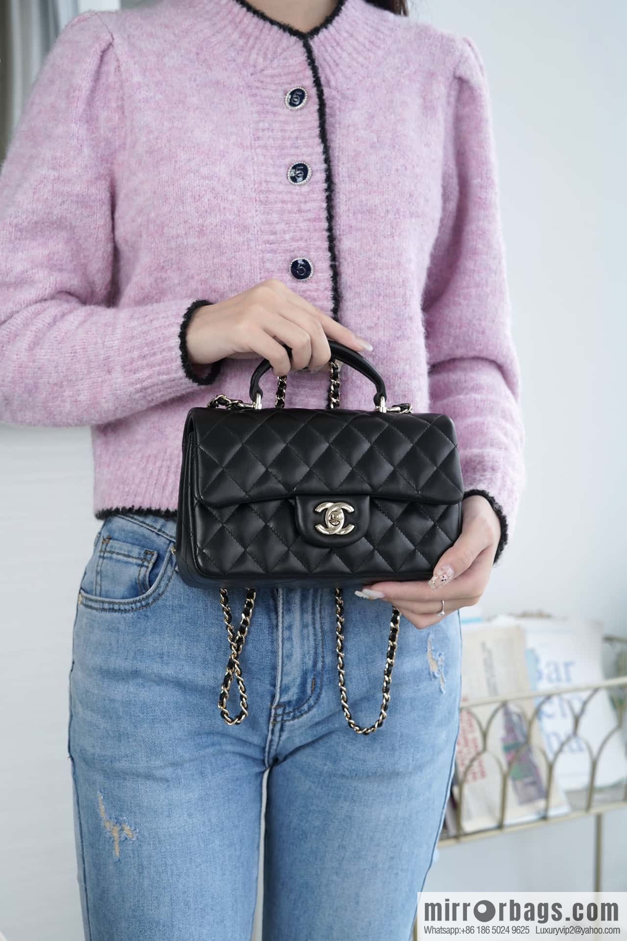 CHANEL 23P handle cfmini black ๐ค AS2431
