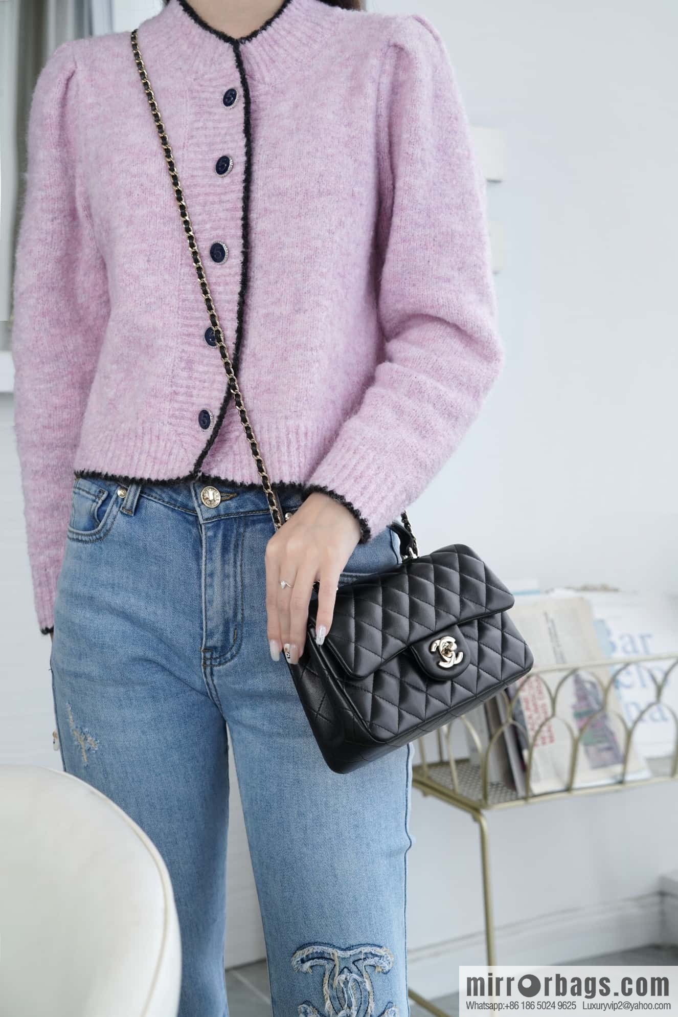 CHANEL 23P handle cfmini black ๐ค AS2431
