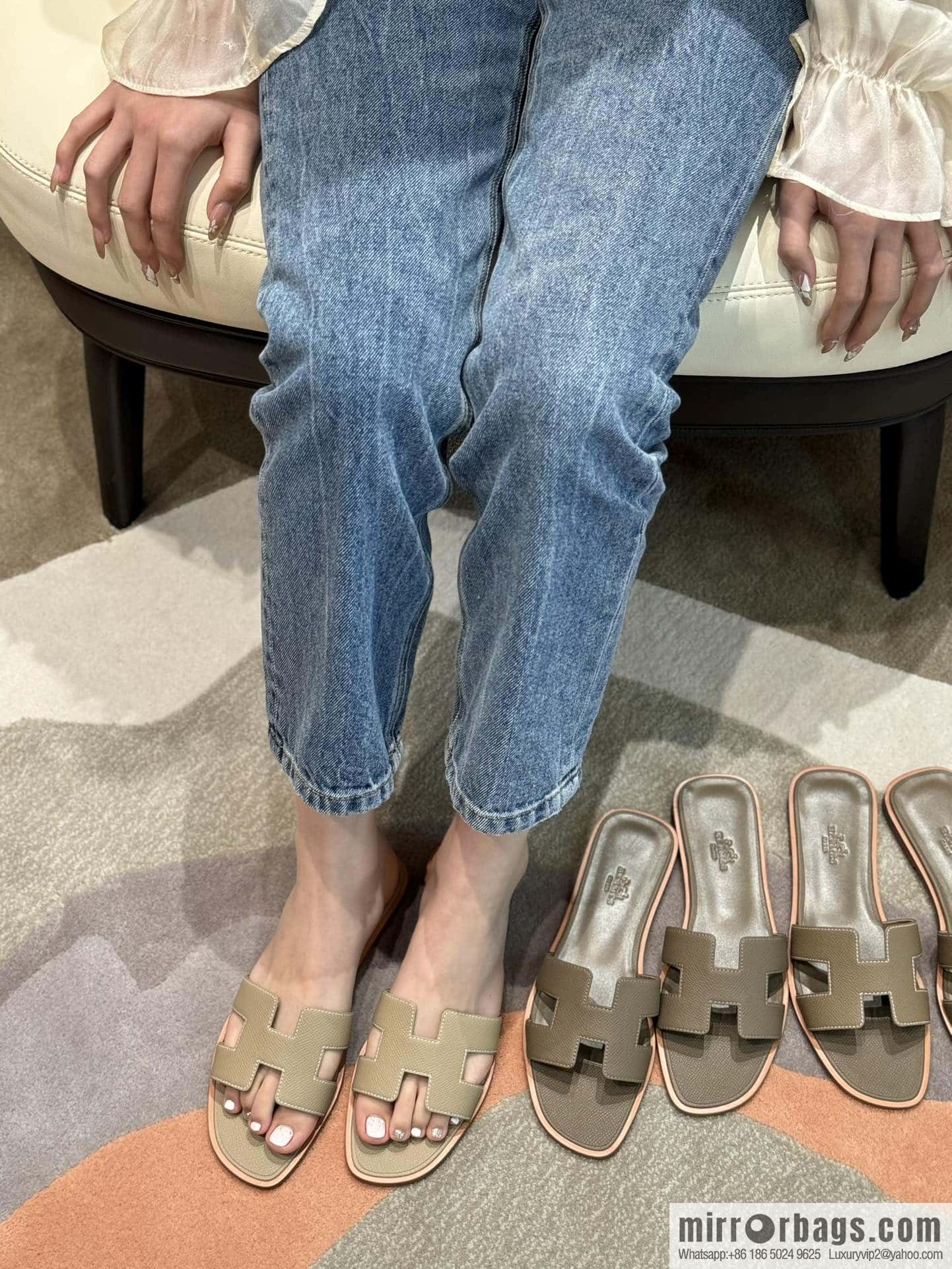 Hermès slippers