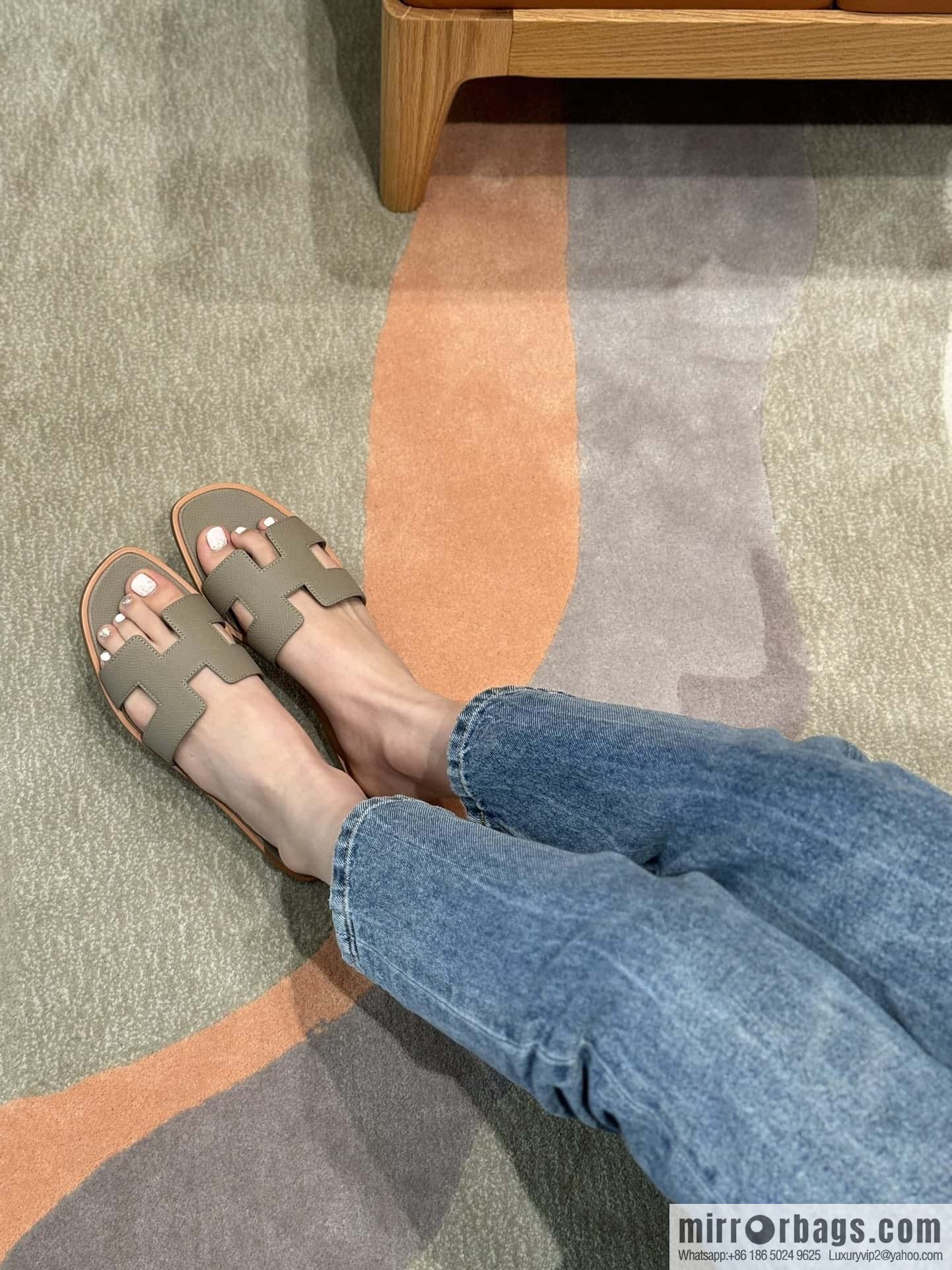 Hermès slippers