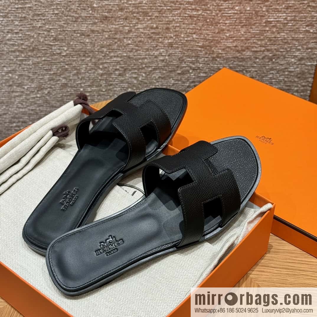Hermès slippers