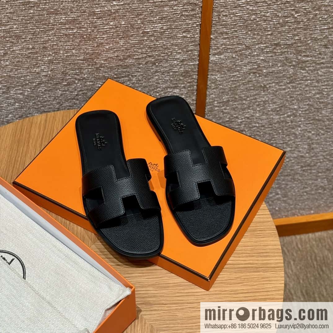 Hermès slippers