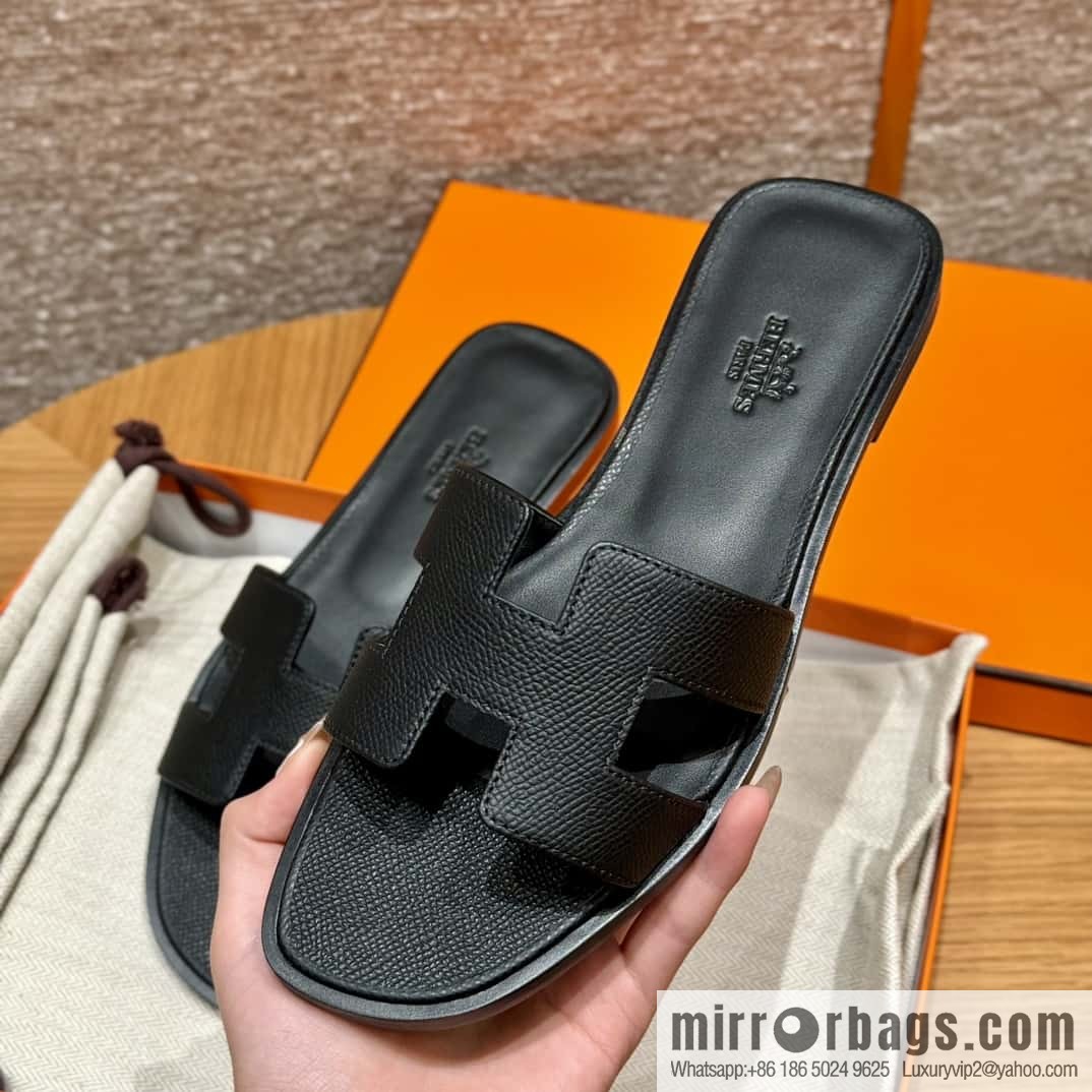 Hermès slippers