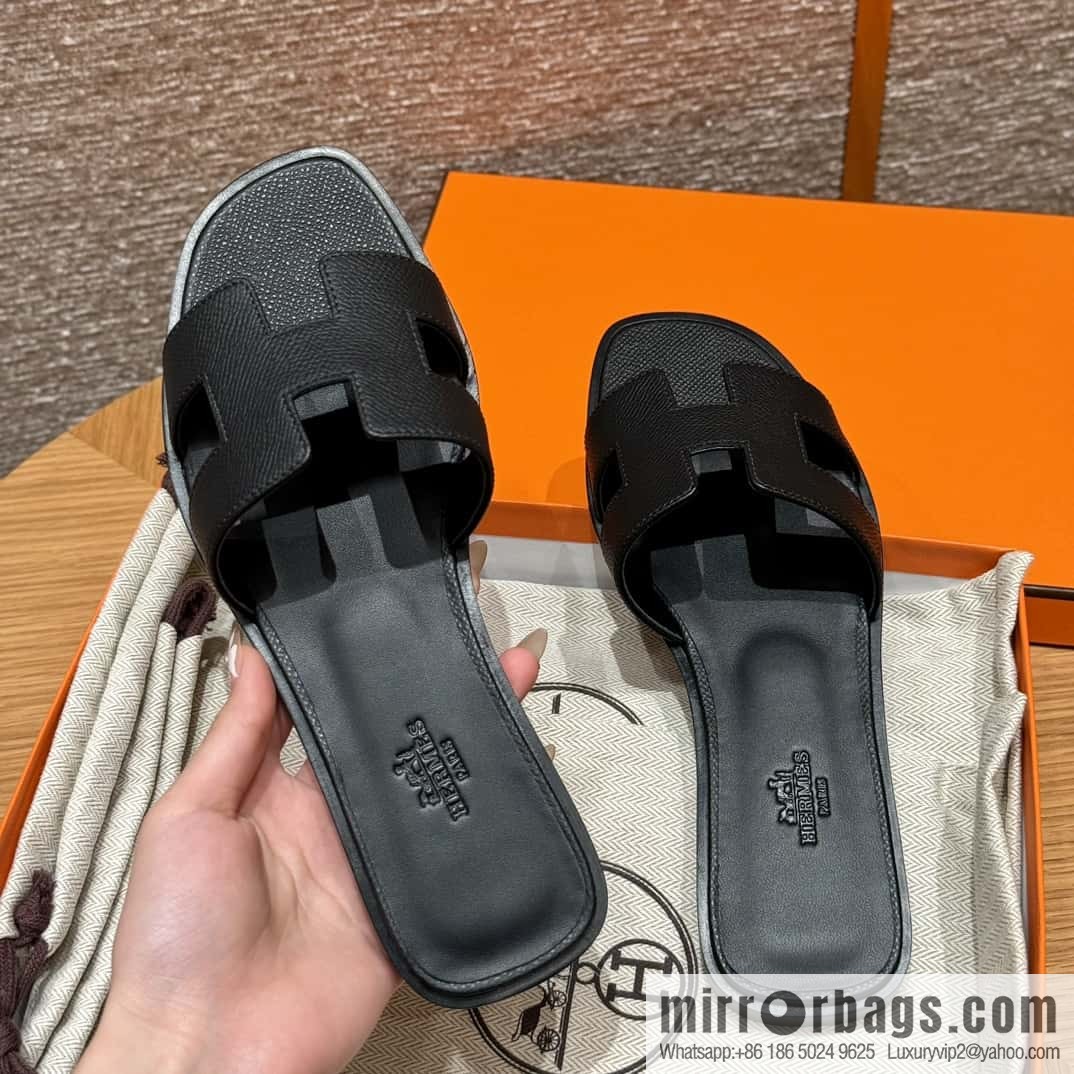 Hermès slippers