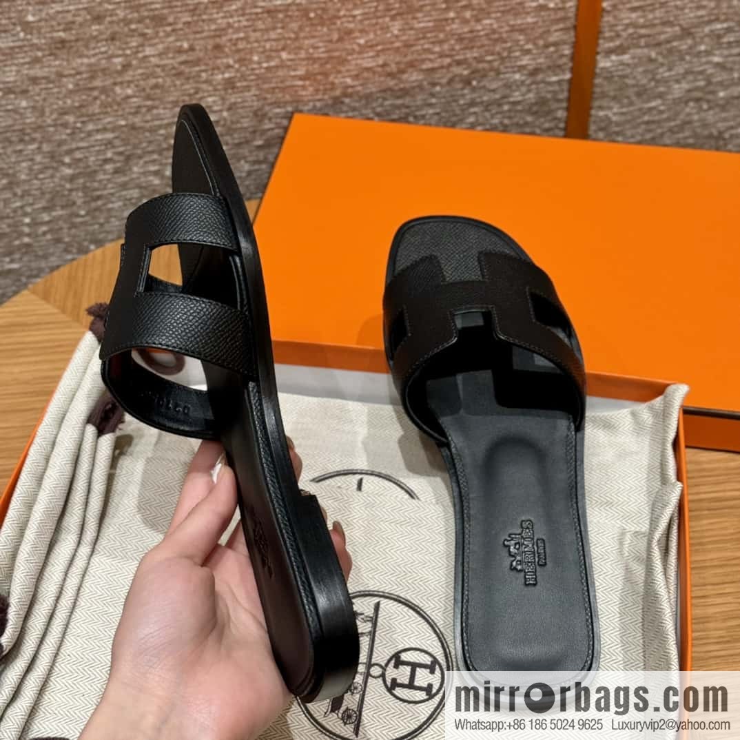 Hermès slippers