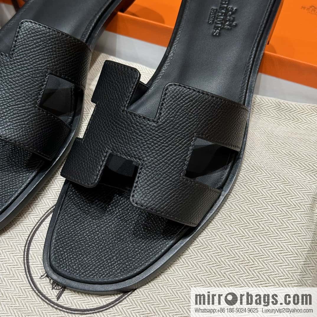 Hermès slippers