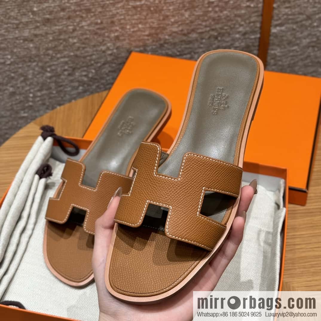 Hermès slippers