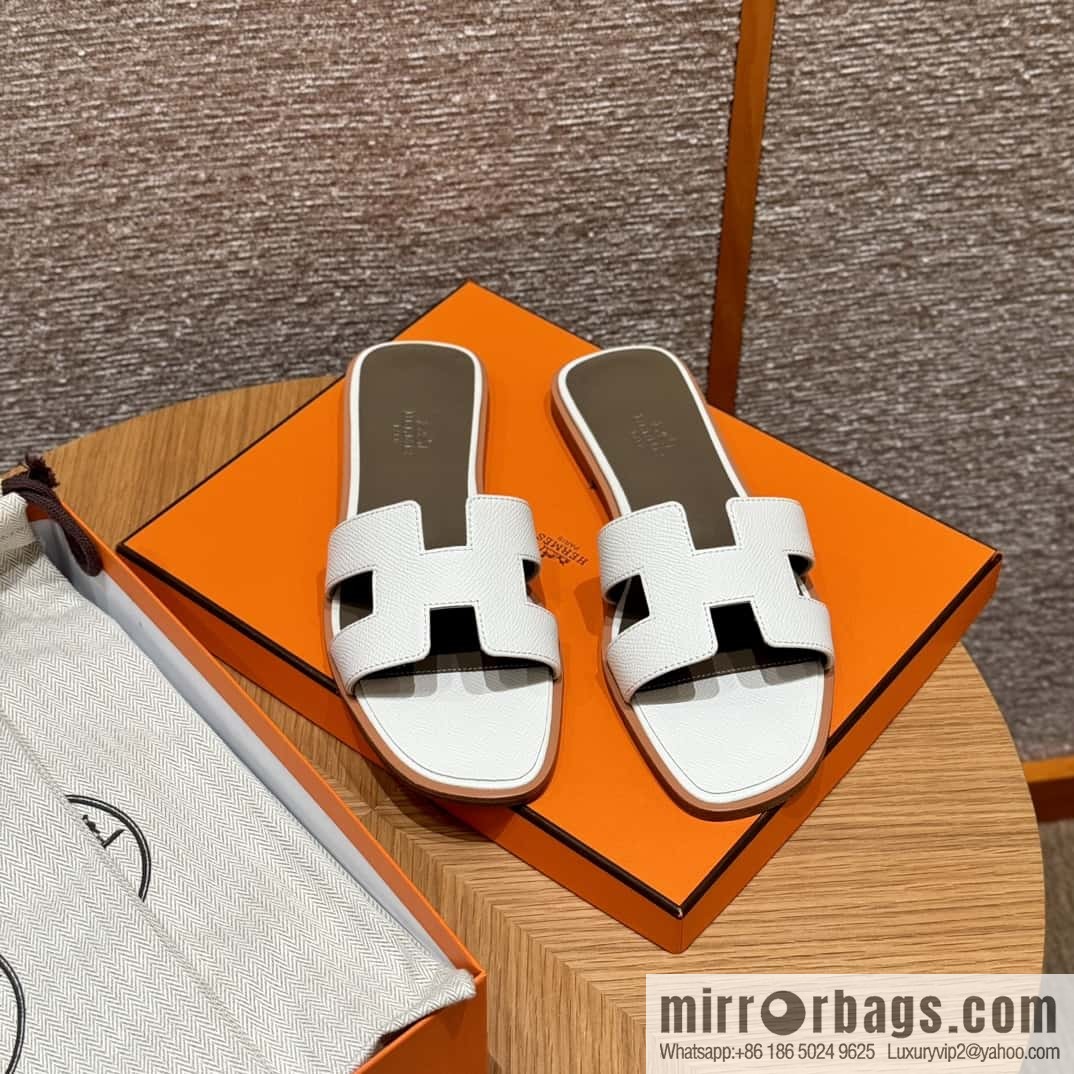 Hermès slippers