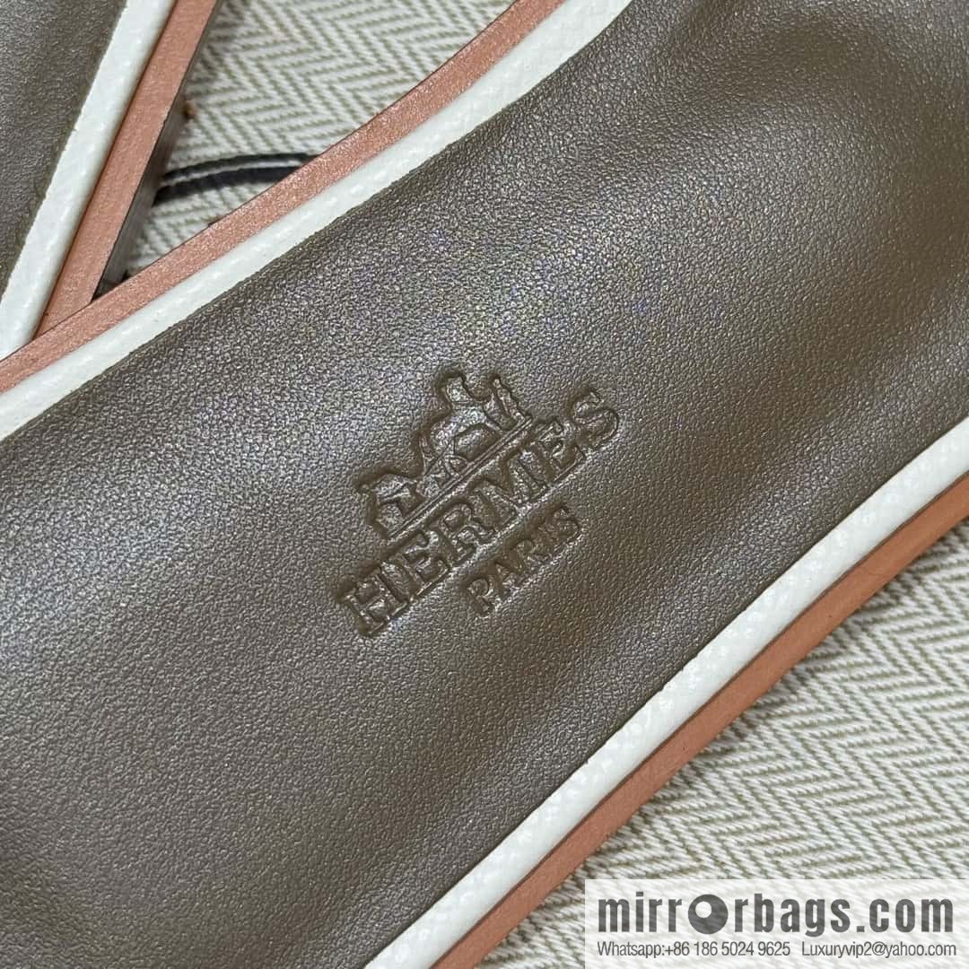 Hermès slippers