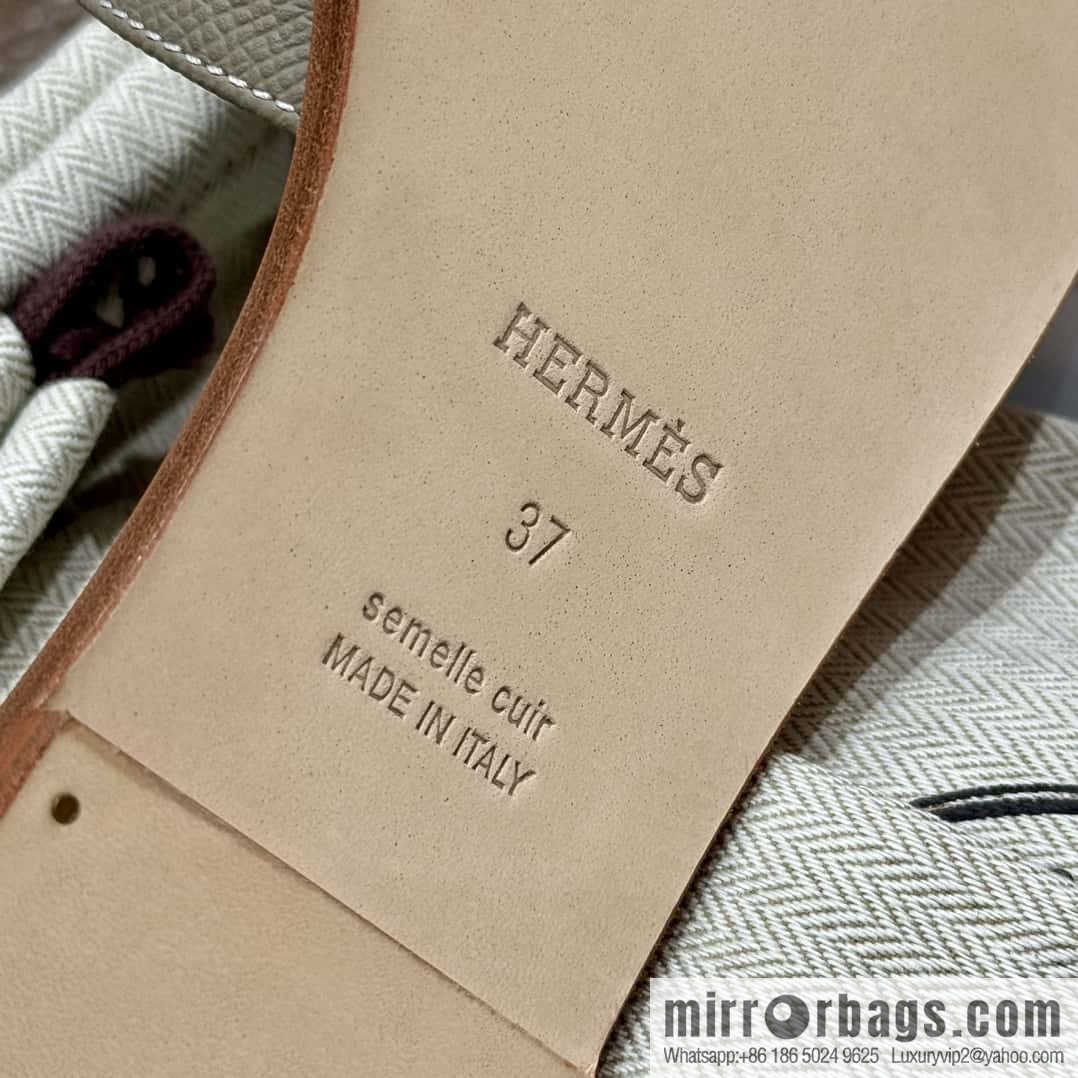 Hermès slippers