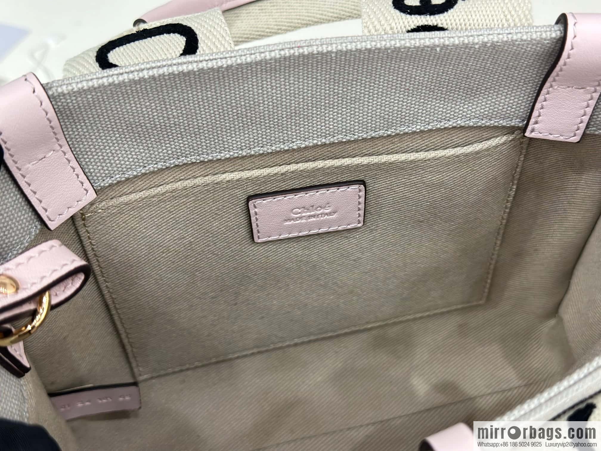 Chloe 24-year limited series new Woody tote bag, small 26CM.