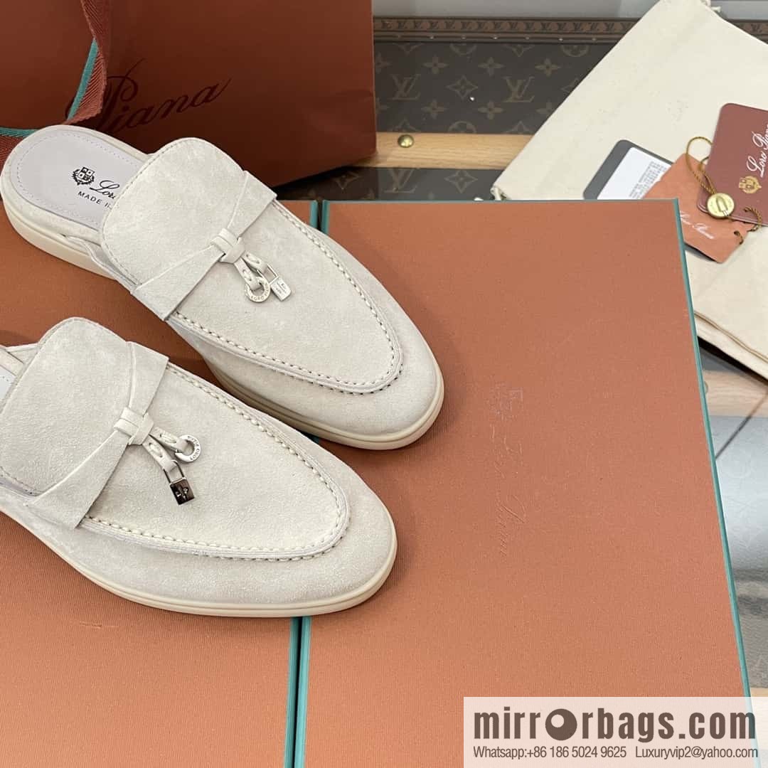 𝐋𝐨𝐫𝐨 𝐏𝐢𝐚𝐧𝐚|| Muller half-shoes, pearl gray