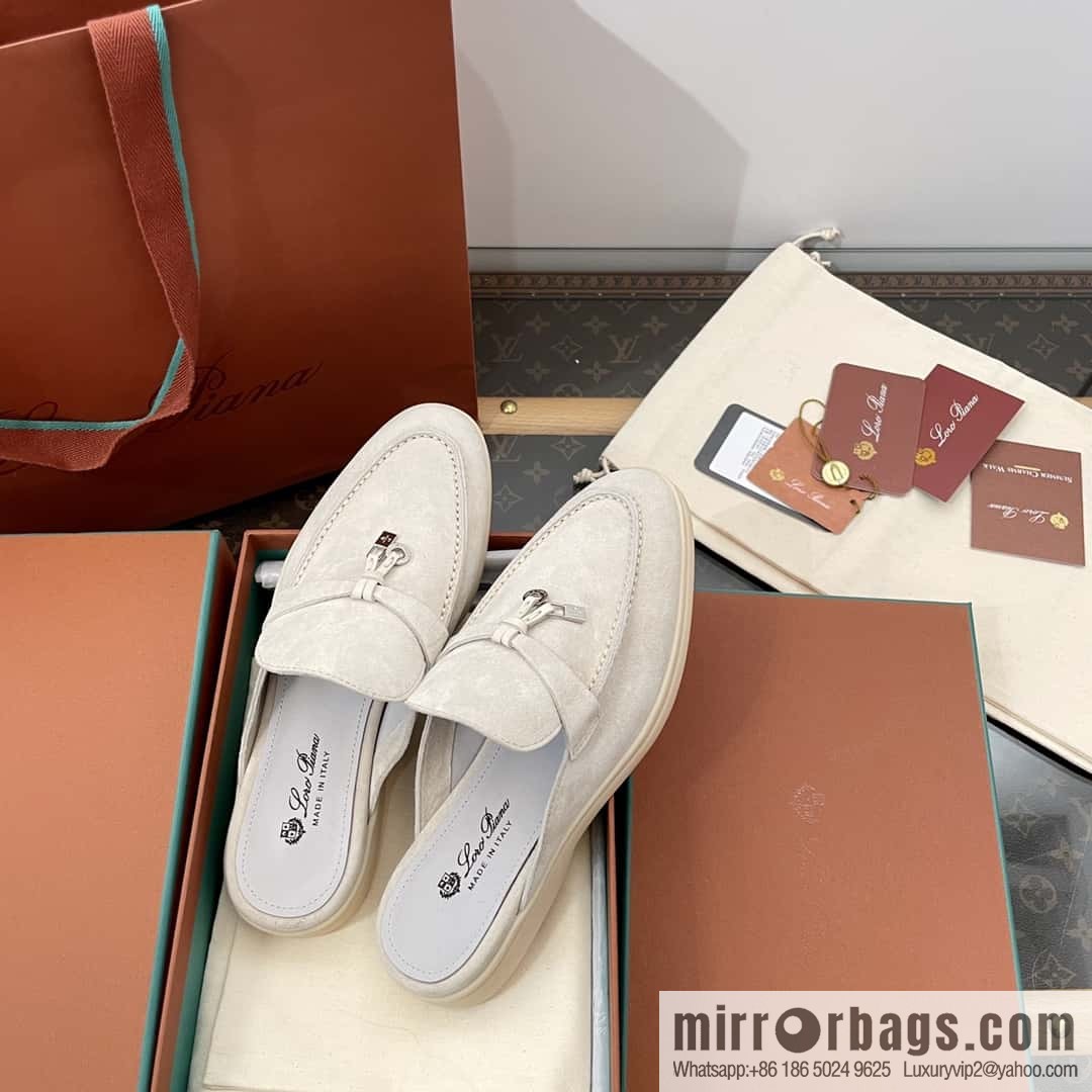 𝐋𝐨𝐫𝐨 𝐏𝐢𝐚𝐧𝐚|| Muller half-shoes, pearl gray