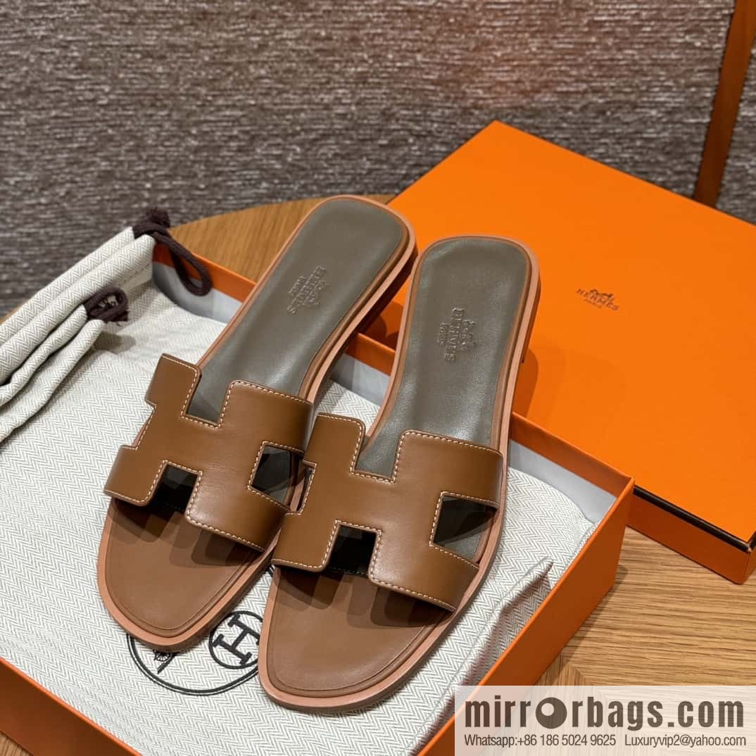 Hermès slippers