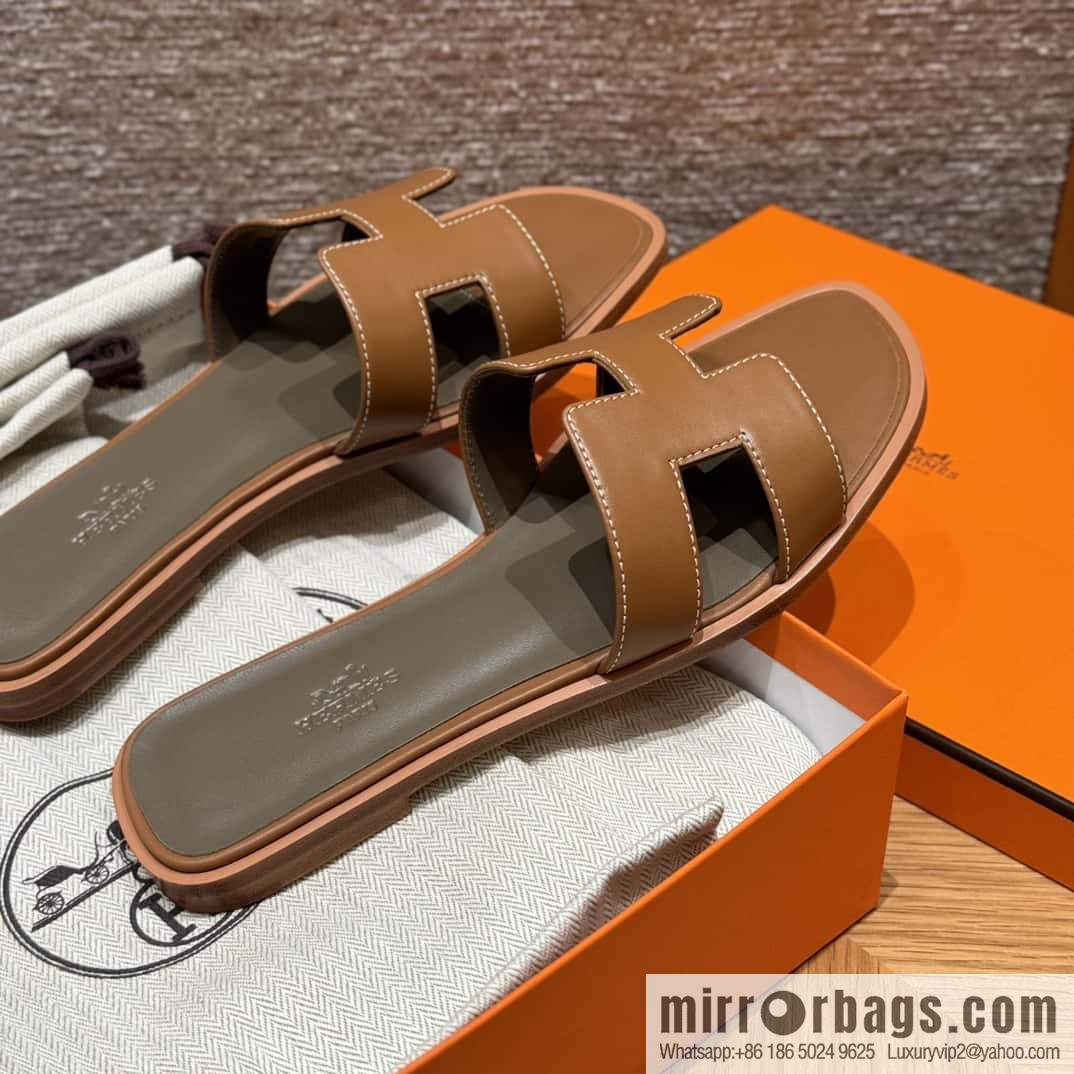 Hermès slippers