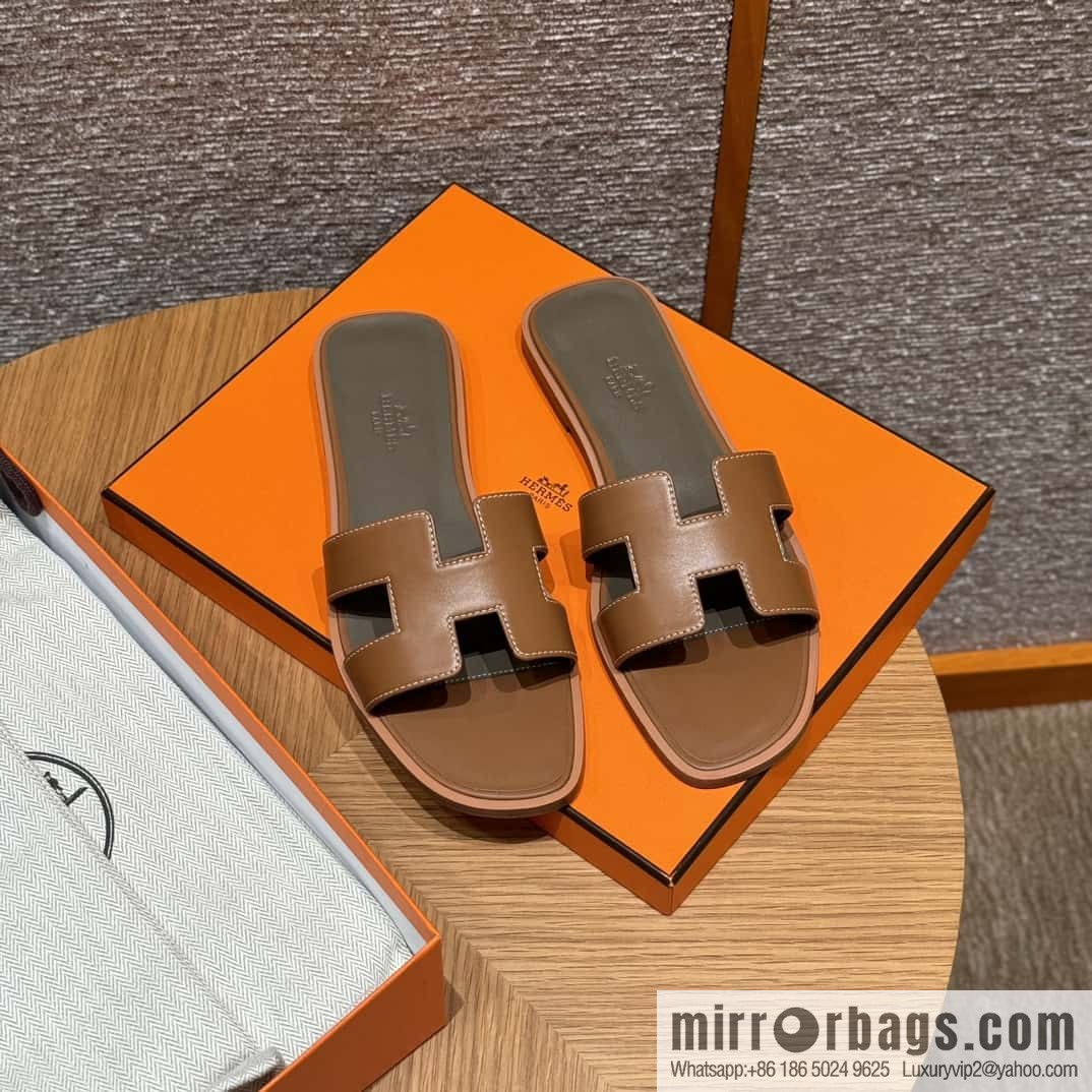 Hermès slippers