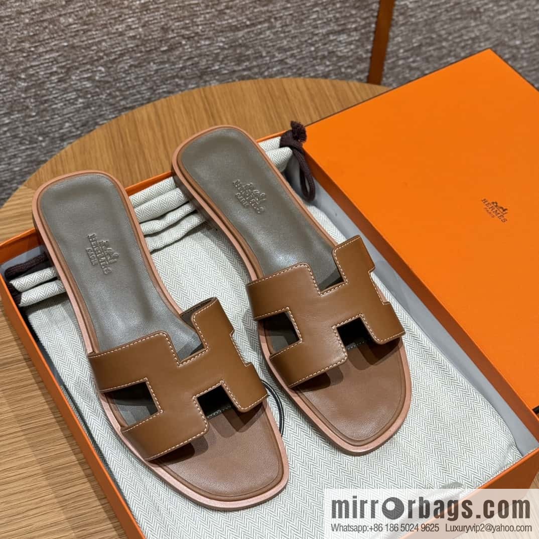 Hermès slippers