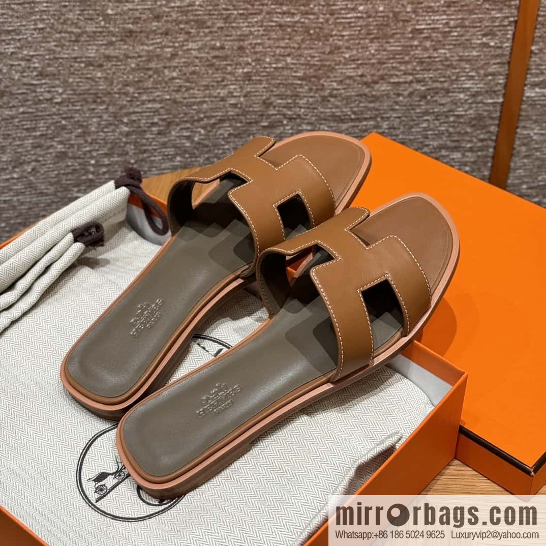 Hermès slippers