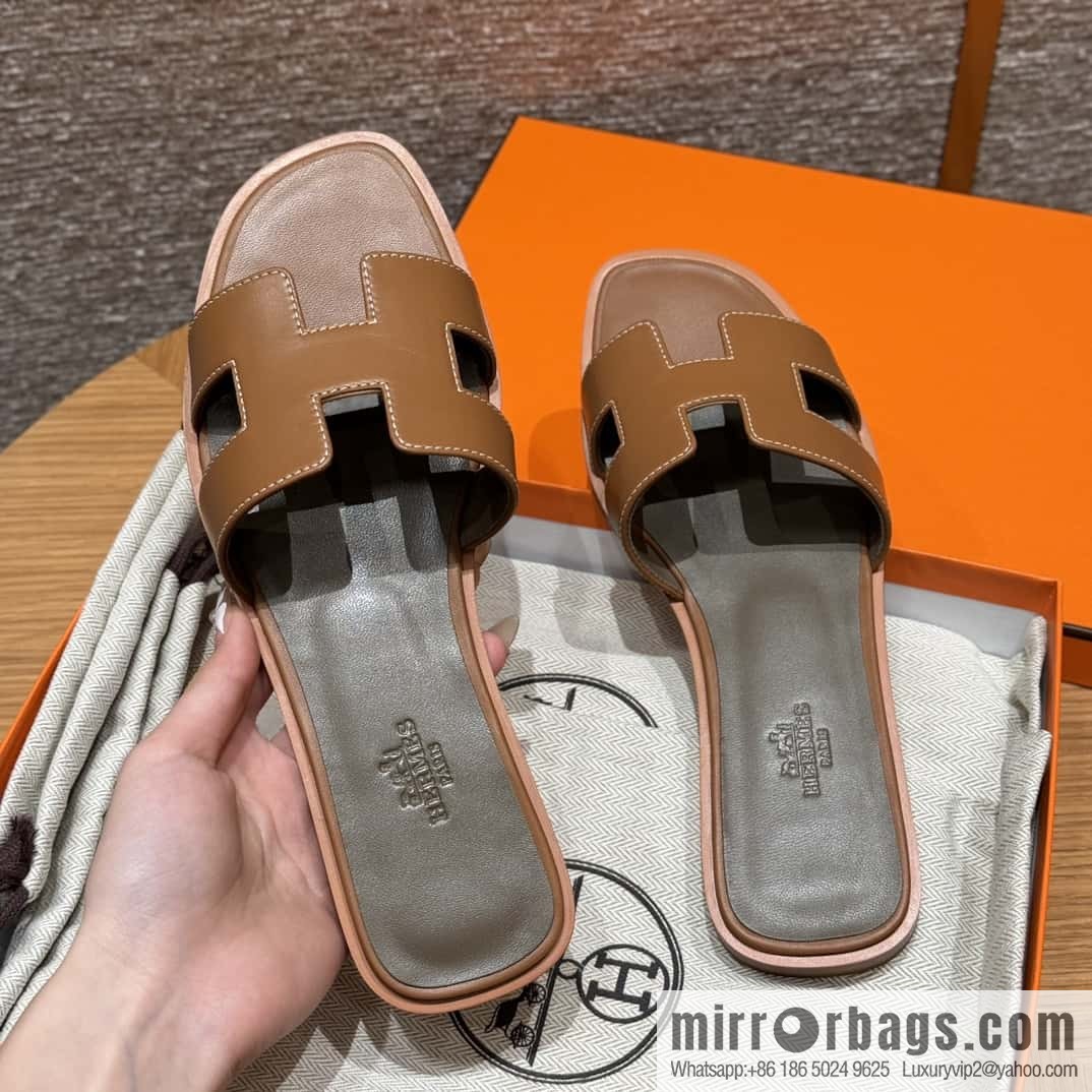 Hermès slippers