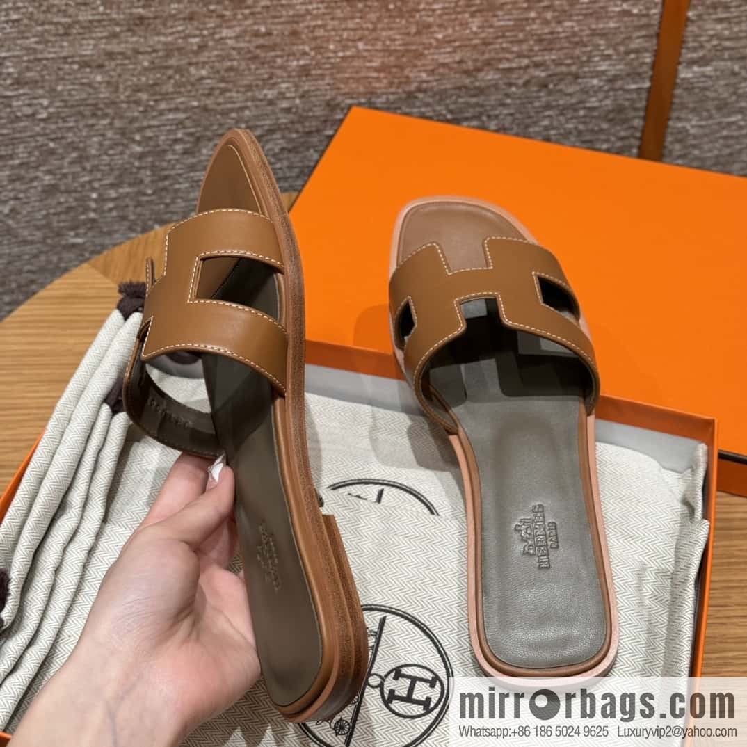 Hermès slippers