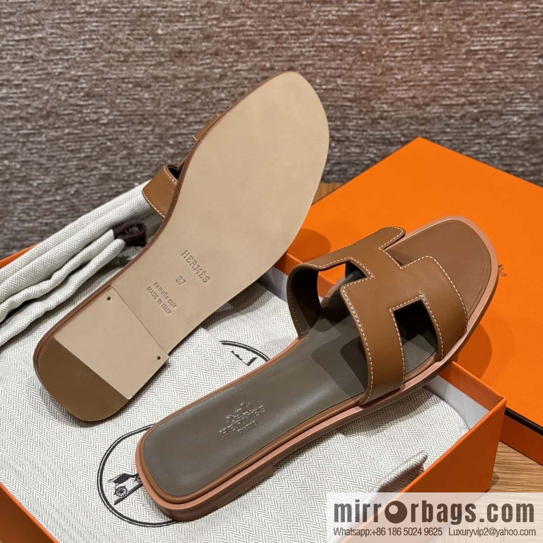 Hermès slippers