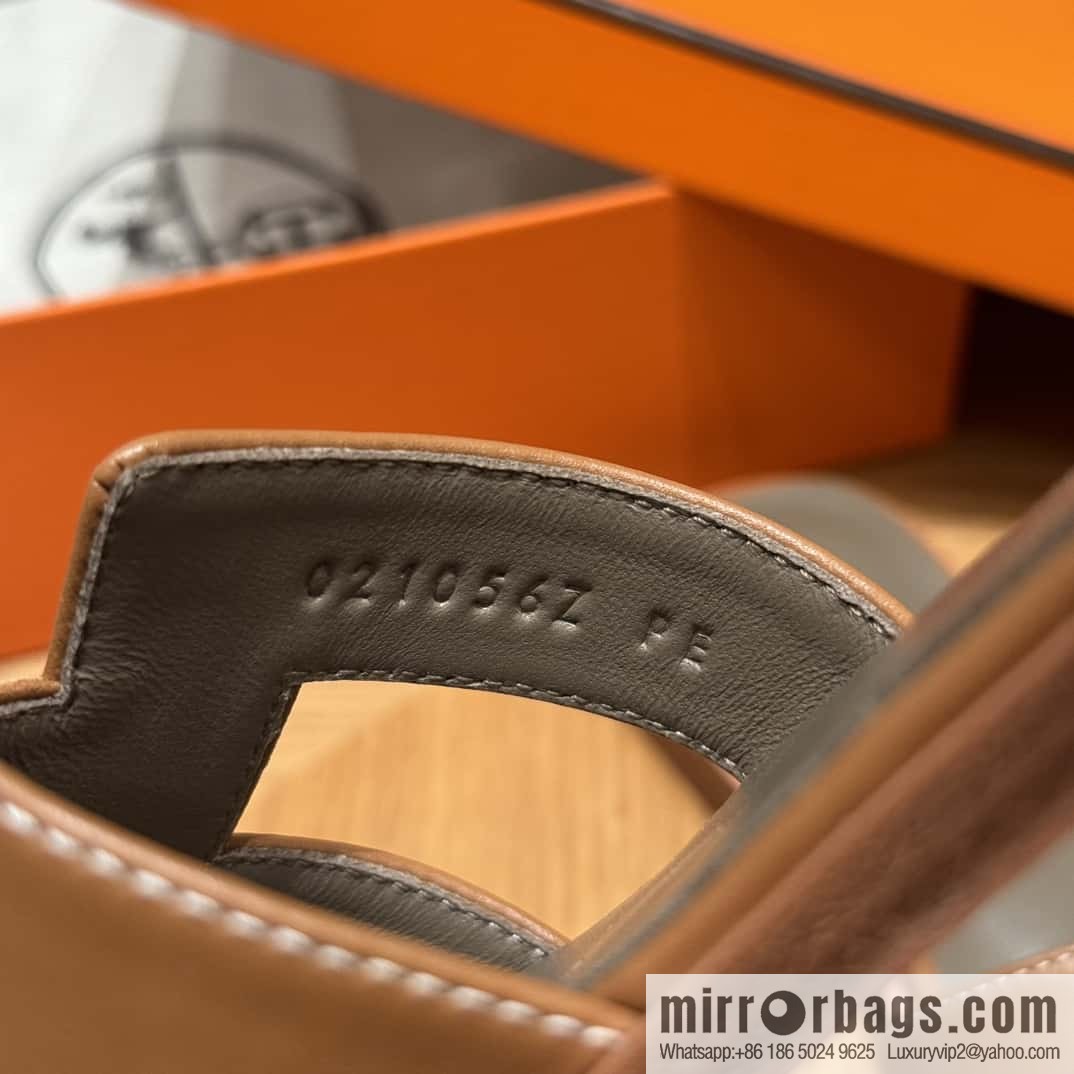 Hermès slippers