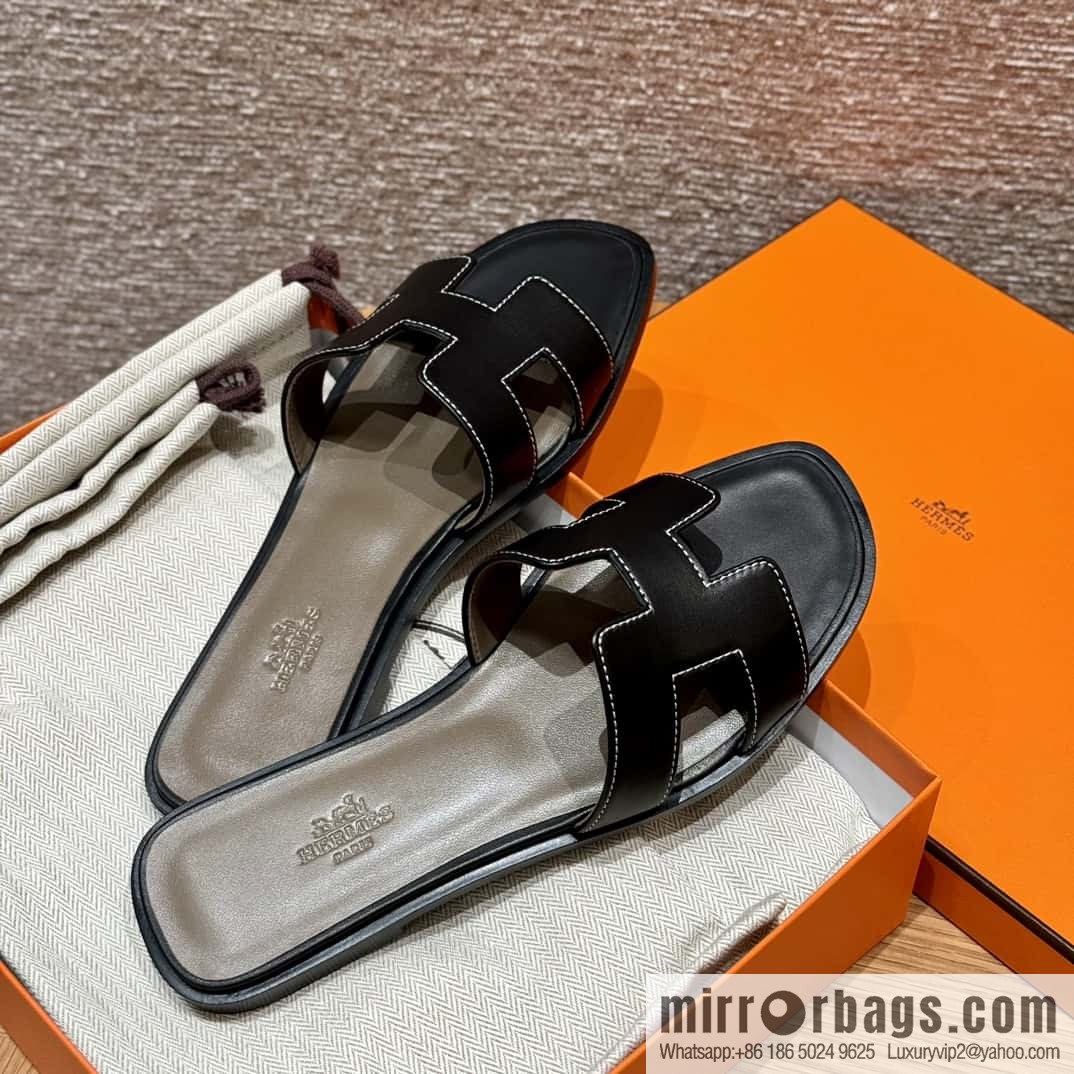 Hermès slippers