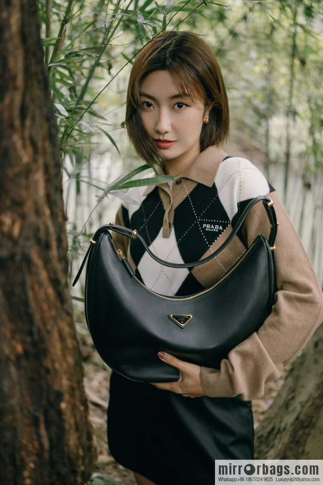 PRADA 🎉 large Moon handbag 🎉 1BC212 large 🎉🎉 black