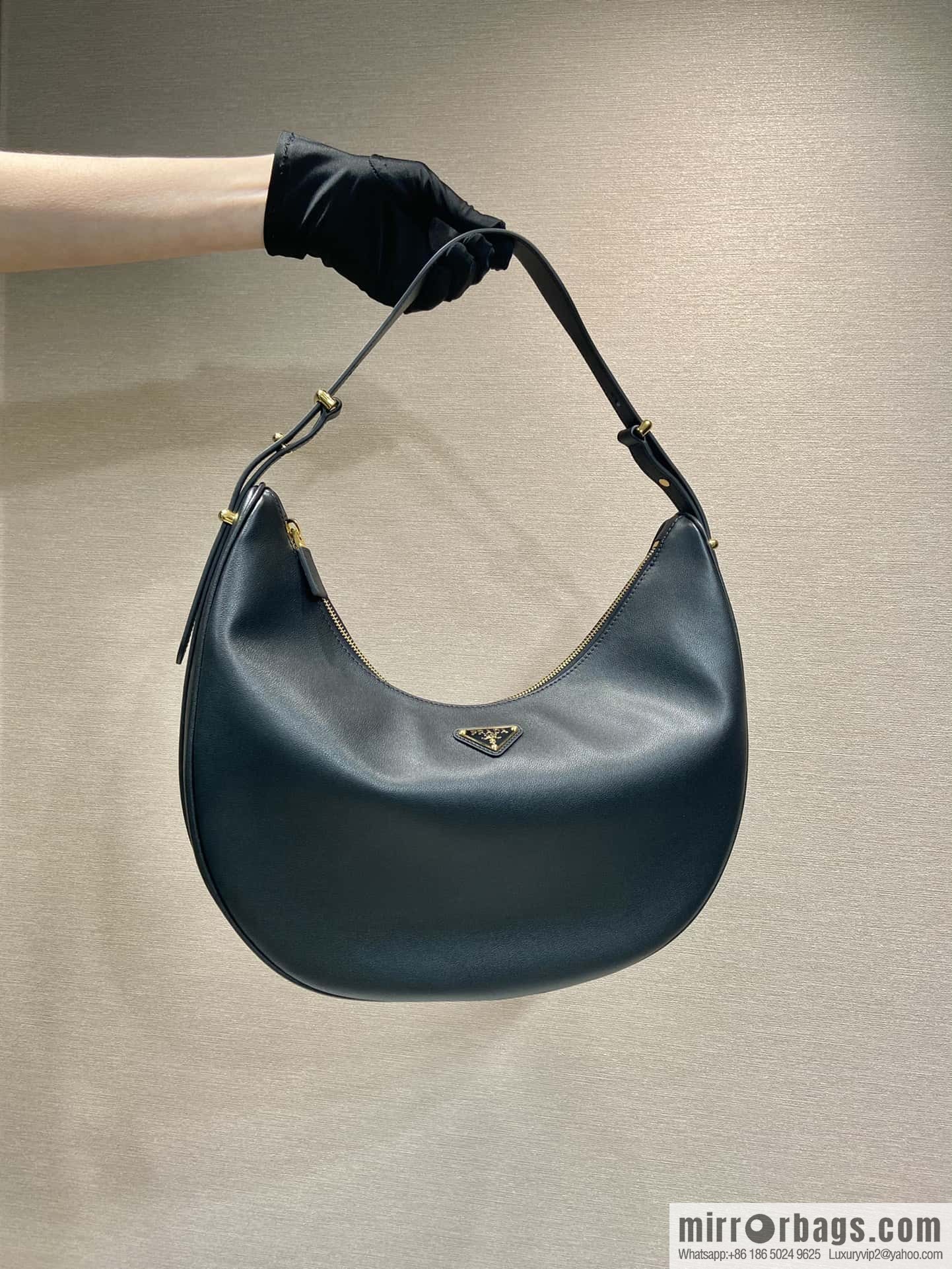 PRADA 🎉 large Moon handbag 🎉 1BC212 large 🎉🎉 black