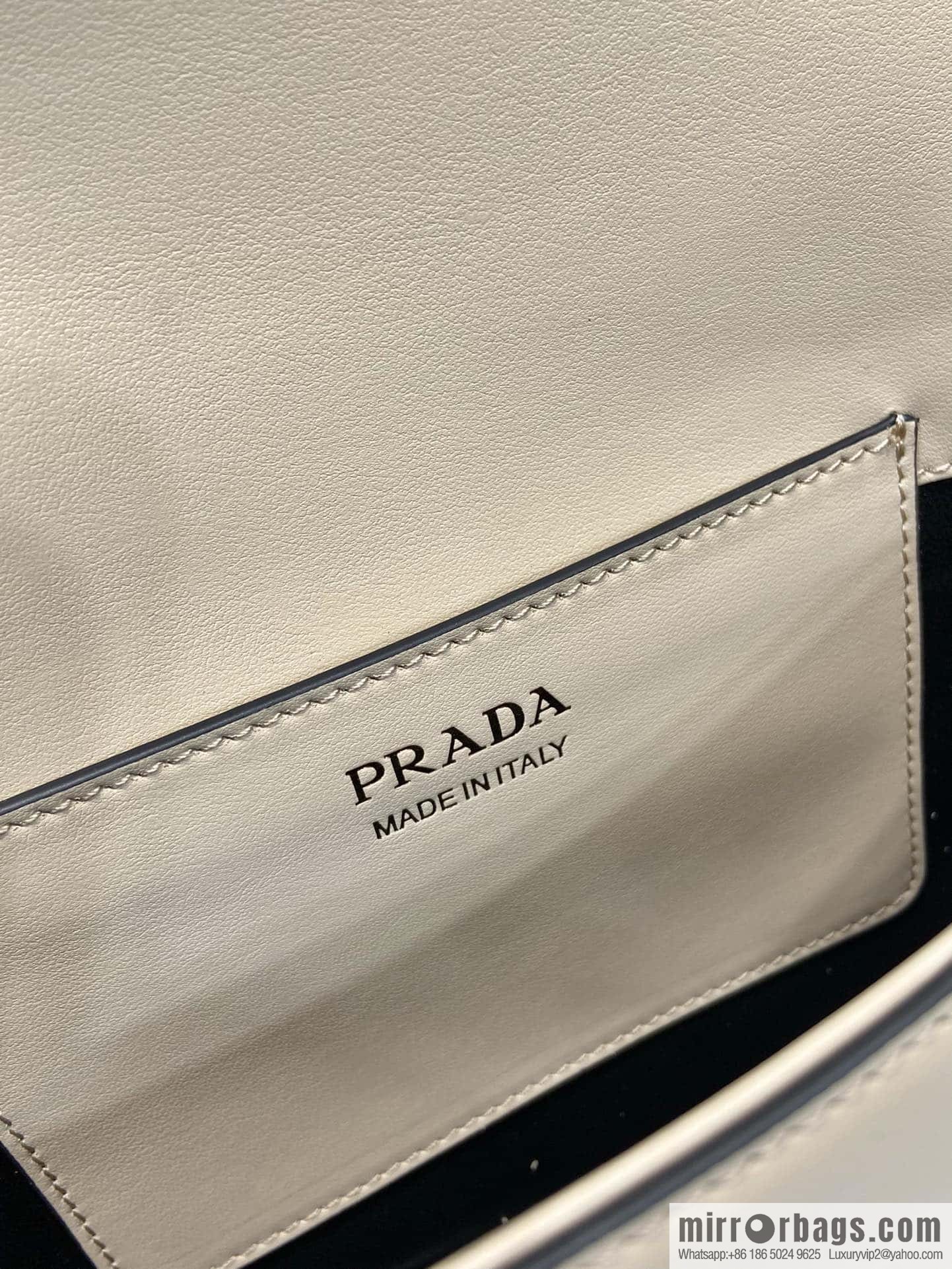 PRADA ๐ new ๐ 1BD365 double shoulder strap ๐๐ light gray