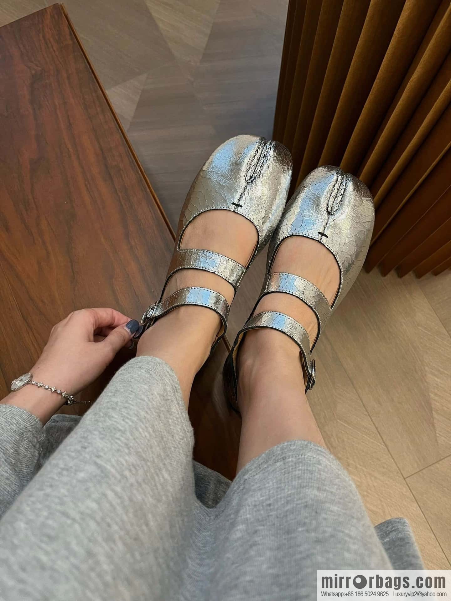 𝐌𝐚𝐢𝐬𝐨𝐧𝐌𝐚𝐫𝐠𝐢𝐞𝐥𝐚|| Margiela Split-toed Ballet Shoes
